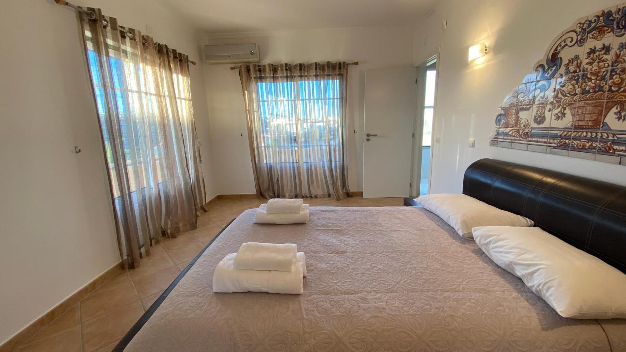 Villa Rafaela Com Piscina 阿尔布费拉 外观 照片